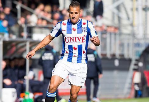 分析人士开 分析人士开